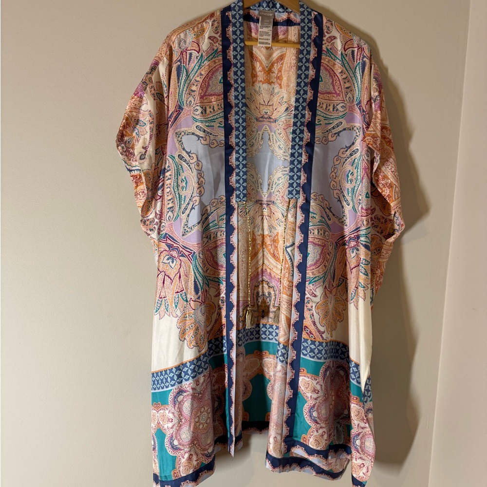 Chico's Medallion Print 100% Silk Ruana Wrap S/M - Picture 3 of 11